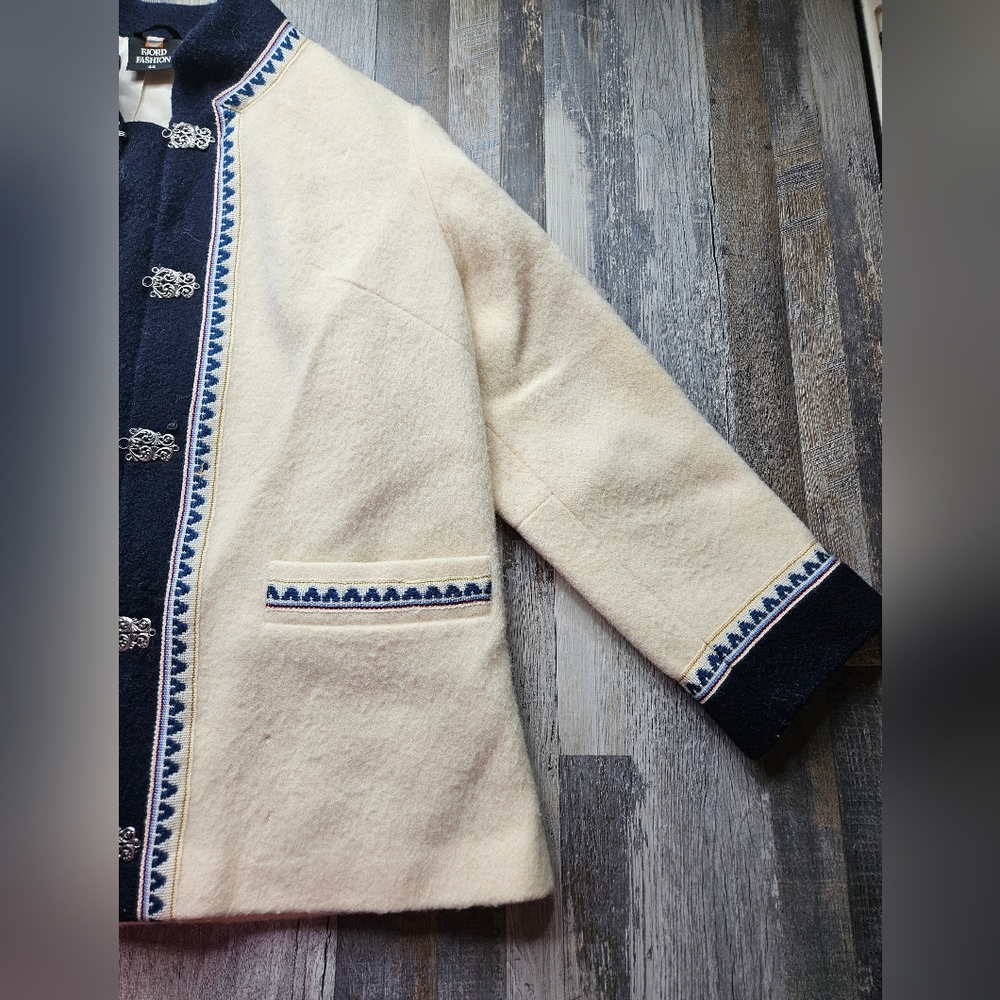Fjord Fashion Norwegian Wool Jacket Vintage Size XL Cream & Navy Blue - Picture 2 of 14